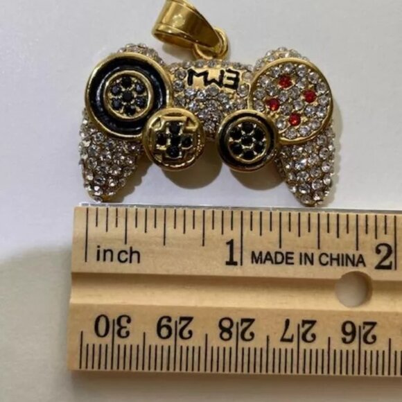 Game Controller Pendant for your Necklace. Gold Plated. Brand New. - Picture 3 of 3